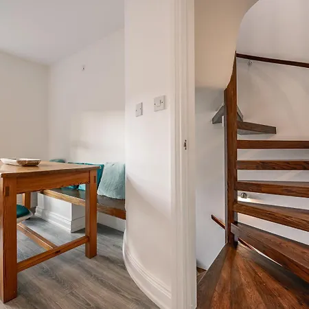 Feriehus One Bedroom To Sleep 2 In The Heart Of Town *