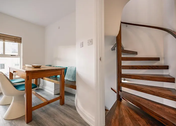 Сasa de vacaciones One Bedroom To Sleep 2 In The Heart Of Town *